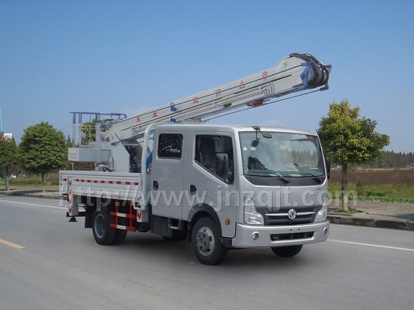 高空作業(yè)車(chē)