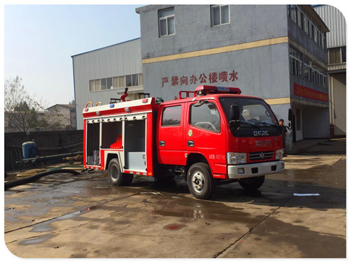 東風(fēng)2.7噸水罐消防車(chē) 微信圖片_20171127100952.jpg