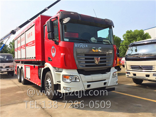 模塊化自裝卸式消防車(chē) 微信圖片_20171215131432.jpg