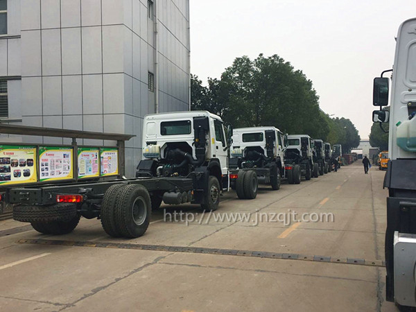 重汽消防車(chē)廠(chǎng)家 微信圖片_20171228093924.jpg