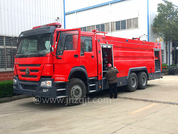 重汽16噸干粉泡沫聯(lián)用消防車(chē) 微信圖片_20180327153702.jpg