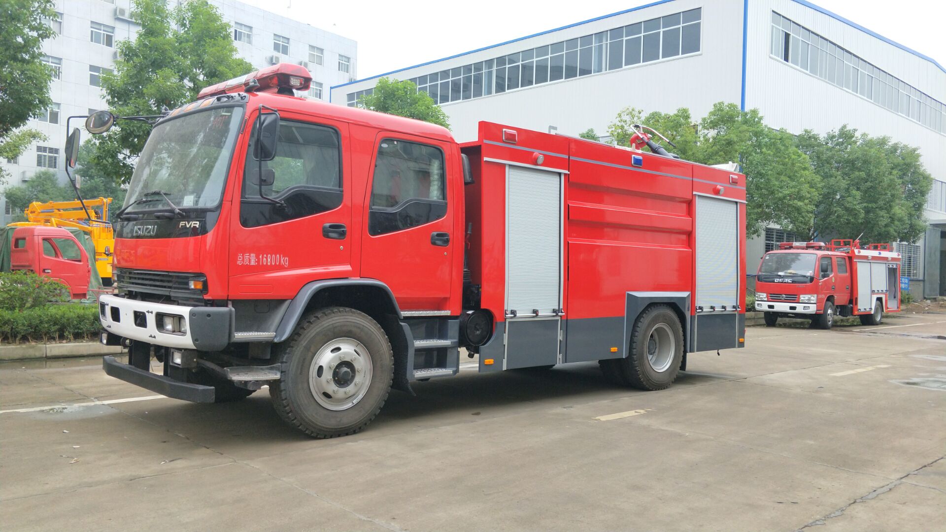 五十鈴單橋泡沫消防車(chē) 7AA04D9537F11E8256551F3BB535F37C.jpg