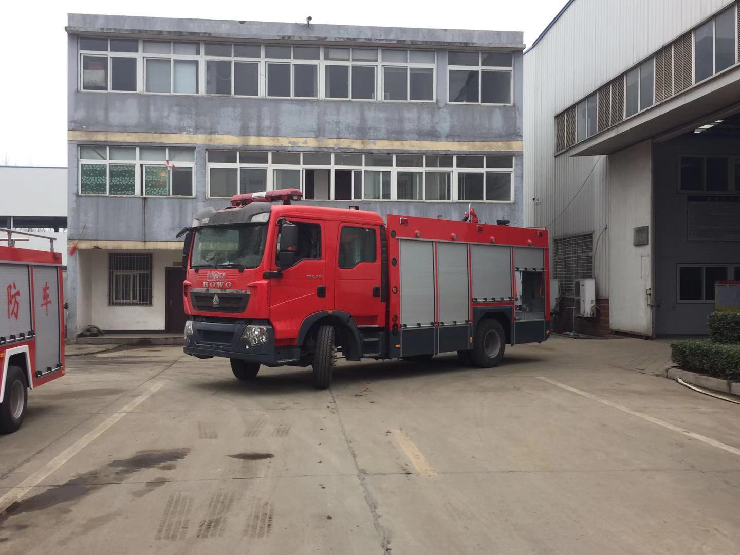 重汽T5G干粉消防車(chē)圖片 200686522869695633.jpg