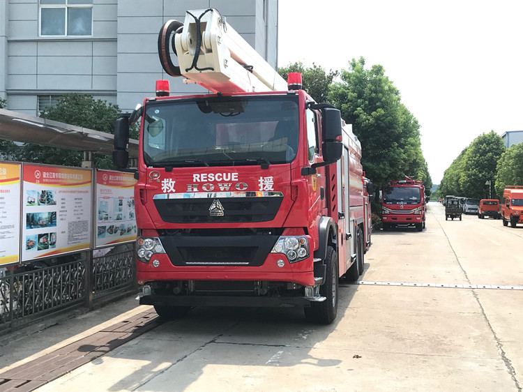 25米消防車(chē)副本.jpg 9E936FF3780562C75D0820C1E7942C5A_副本.jpg